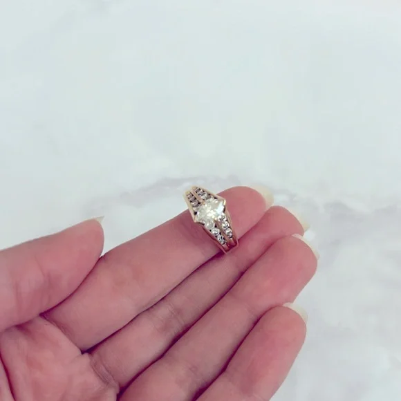 Vintage Engagement Ring & Band - Picture 3 of 9